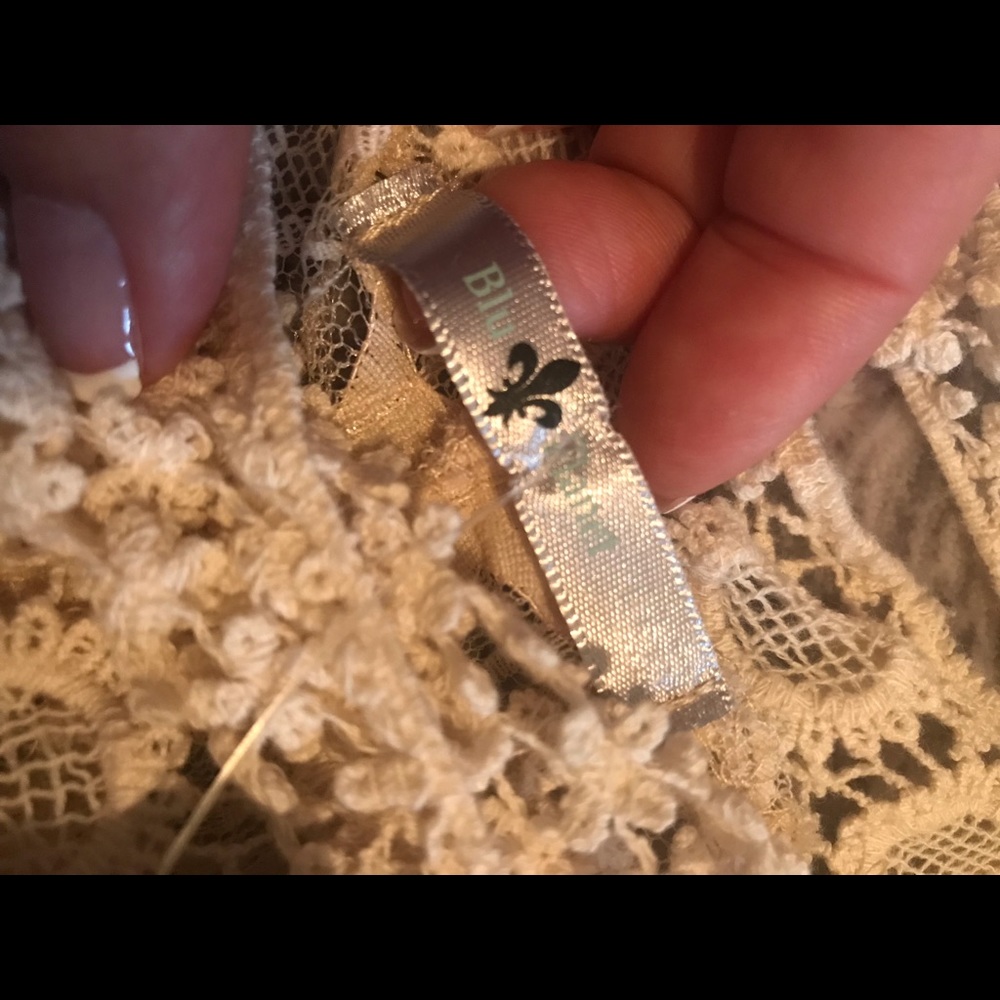 Lacy Top - Picture 2 of 5